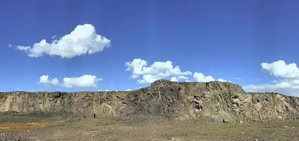 内蒙古白云鄂博发现两种富铌新矿物